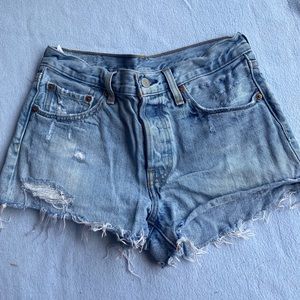 Levi’s shorts